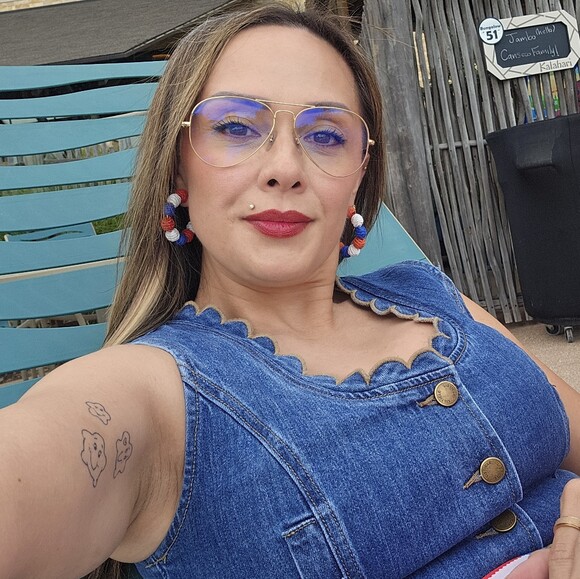 nena8030